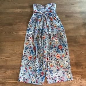 Band of Gypsies Gray Floral Strapless Jumpsuit small medium